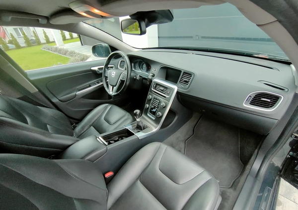 Volvo V60 cena 49900 przebieg: 242153, rok produkcji 2015 z Kowary małe 137